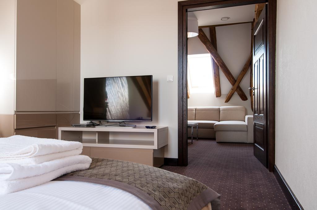 B&B Wieniawa Parking I Sniadanie W Cenie! Breakfast And Parking Included! Leszno  Exterior photo